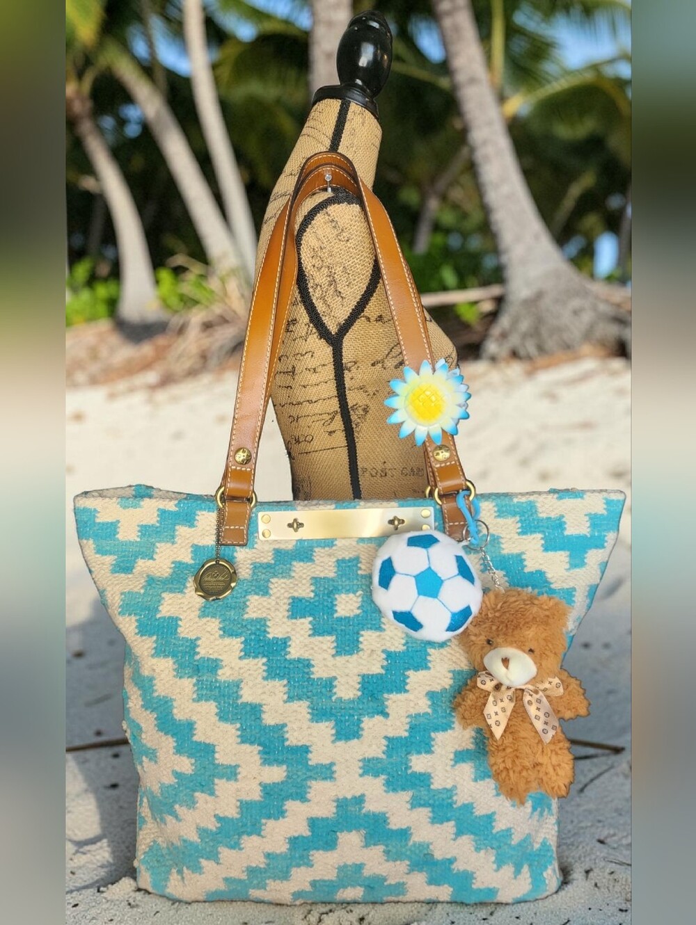 Patricia Nash Chennai Woven Tote With Tan Handles - Picture 4 of 16
